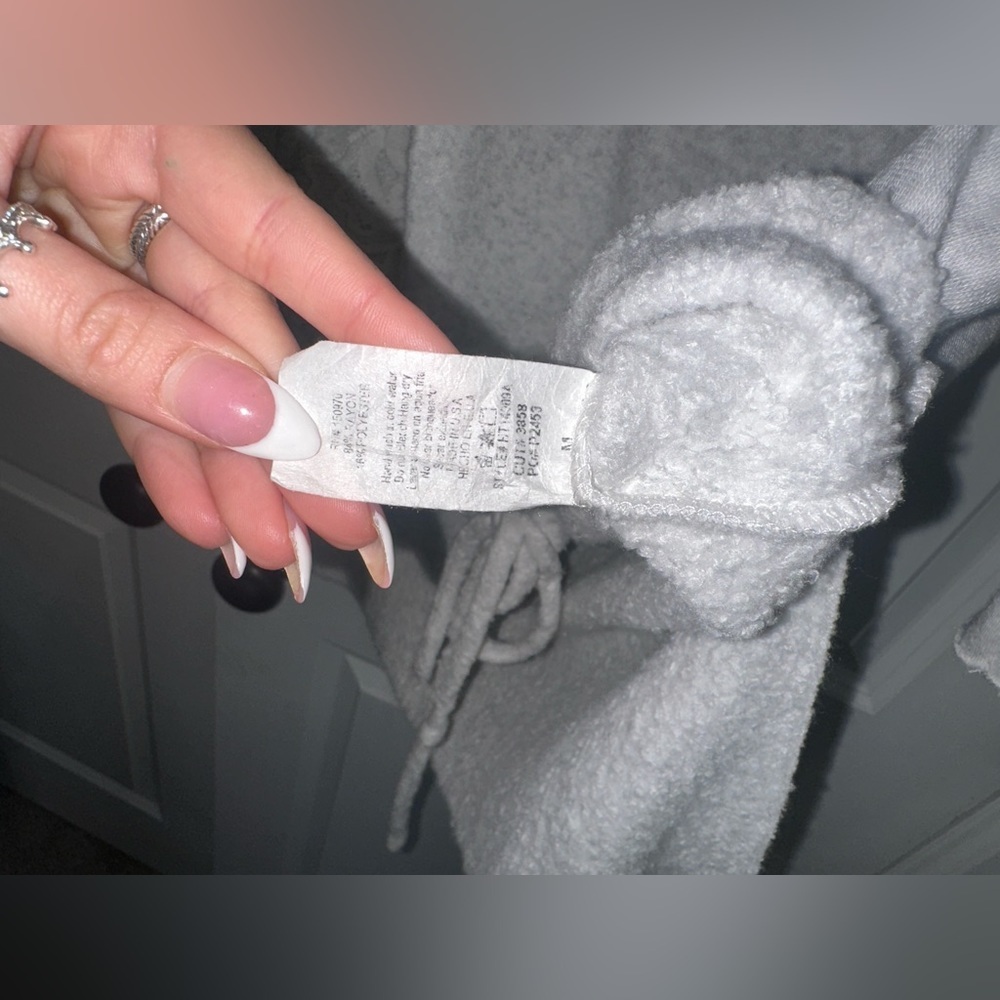 Hummingbird Grey Sweater Top - Picture 7 of 9